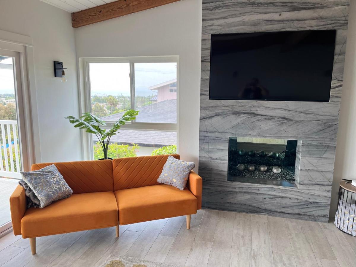 5-Star Hillside Home With Coastal Views, Gameroom, Pool, Hot Tub, 8 People Max Occupancy, 2024 Remodel, New Management, Free Parking Ventura Eksteriør bilde