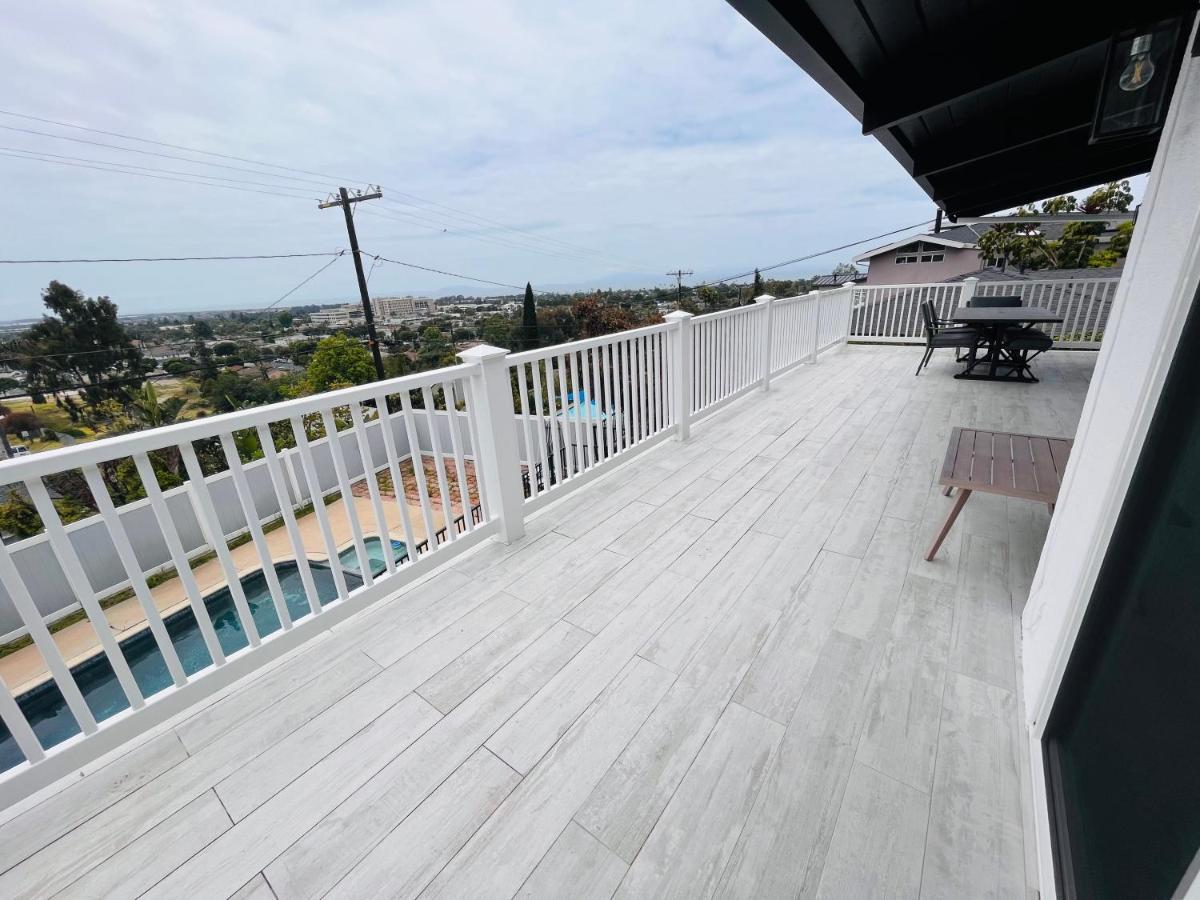 5-Star Hillside Home With Coastal Views, Gameroom, Pool, Hot Tub, 8 People Max Occupancy, 2024 Remodel, New Management, Free Parking Ventura Eksteriør bilde